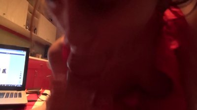 دختر مدرسه ای دیک برادرش را می مکد در حالی که هیچکس خانه نیست